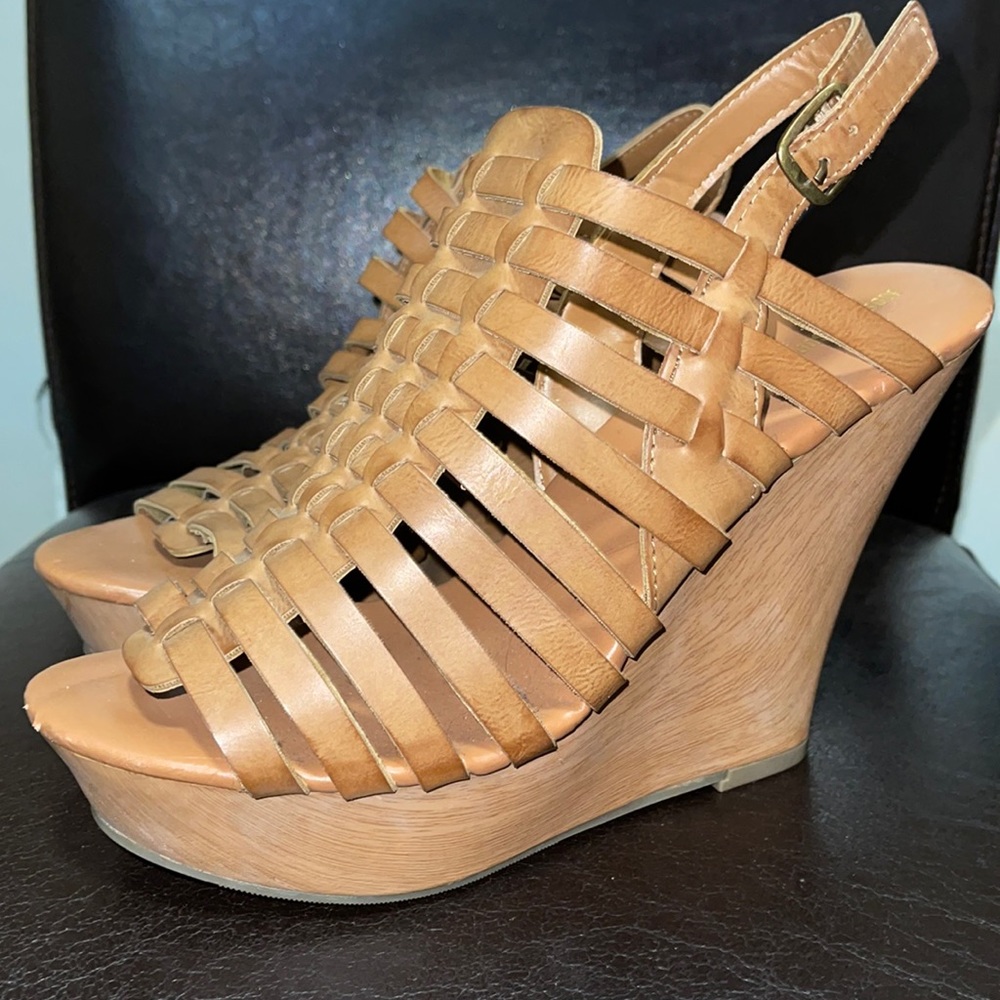 Brown Wedges perfect for Spring & Summer